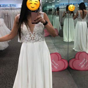 Lace Applique Illusion Chiffon Skirt Wedding Dress